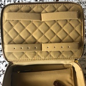 Luxe Habitat jewelry case